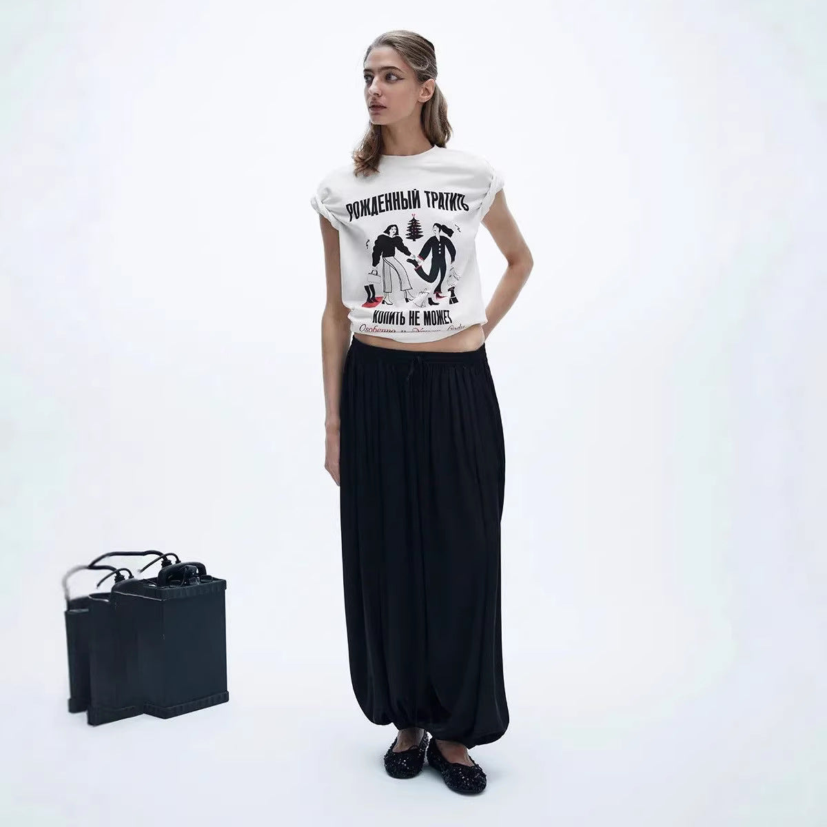 Loose short sleeved T-shirt