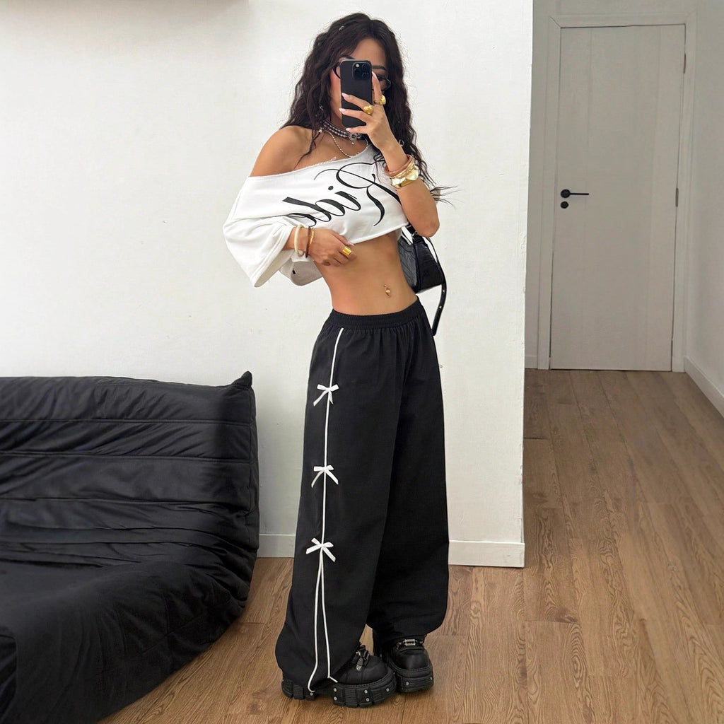 Elastic waist straight leg pants