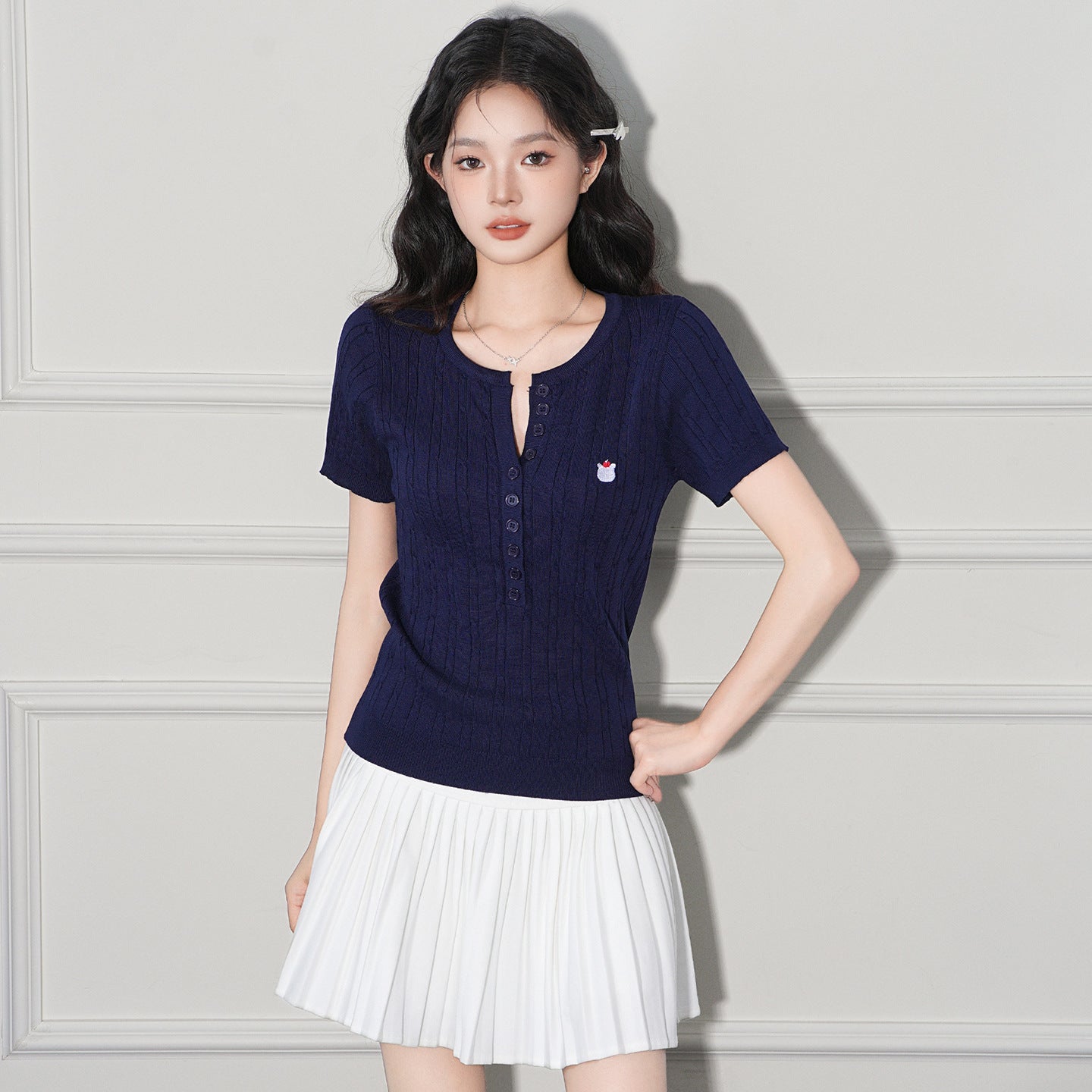 Neck Lightweight Knit Short Sleeve T-Shirt for Women, Fitted Cable Knit V-Neck Regular Shoulder Top